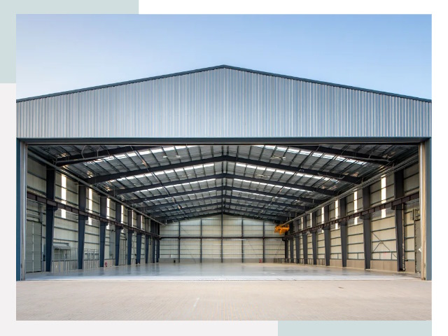 Большие ангары в Великом Новгороде