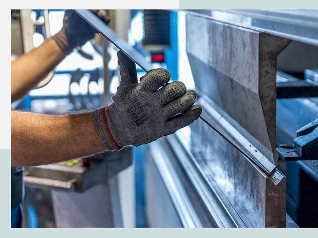 Гибка металла в Великом Новгороде